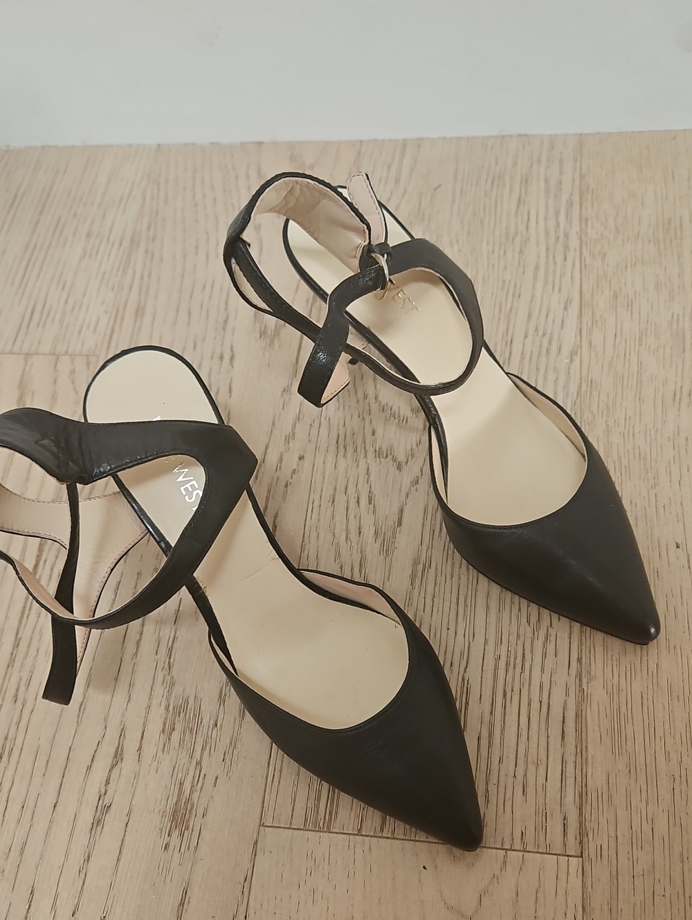 Nine West Black Pointed-Toe Ankle-Strap Pumps